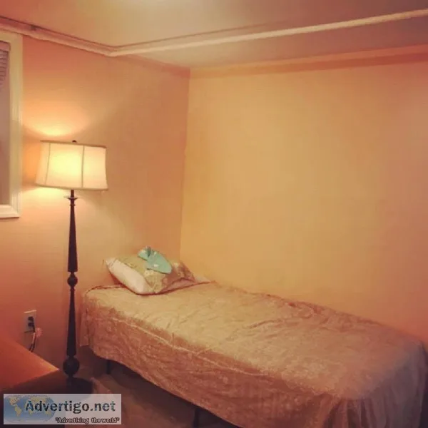 Weekly or Monthly Private Bedrooms For rent Immediately Today