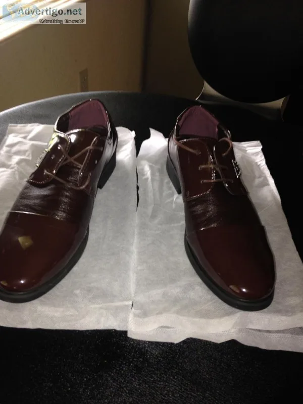 BRAND NEW SHOES SIZE 7