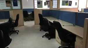 5 seater space at MOUNT ROAD - PLUG PLAY RENT INCLUDING EBMAINTE