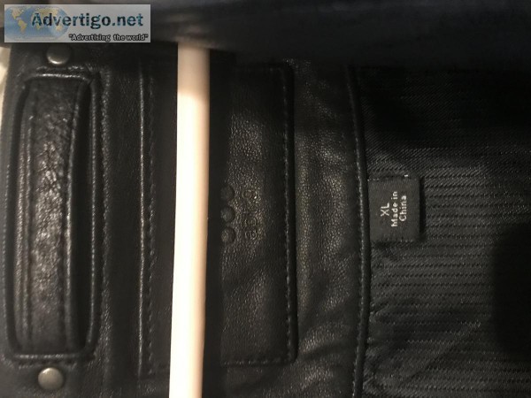XL LEATHER JACKET