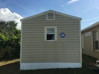 Storage shed 10 x 12