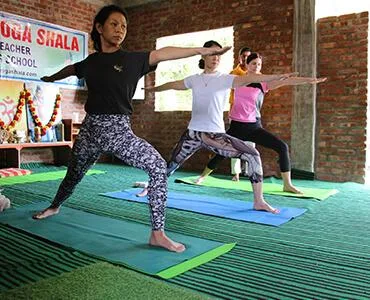 yoga teacher training in rishikesh india