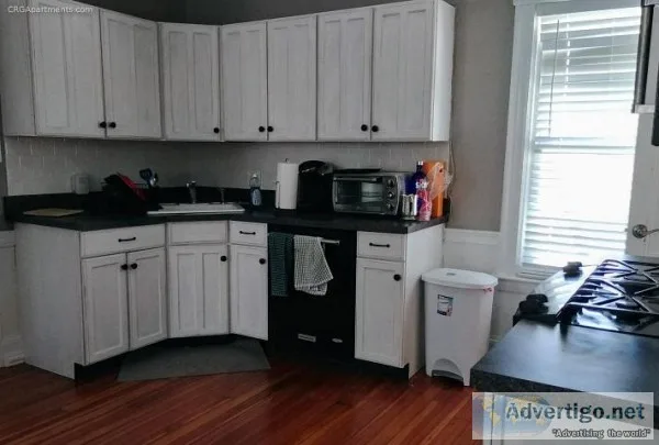 Irving St Somerville 3BED apt for rent