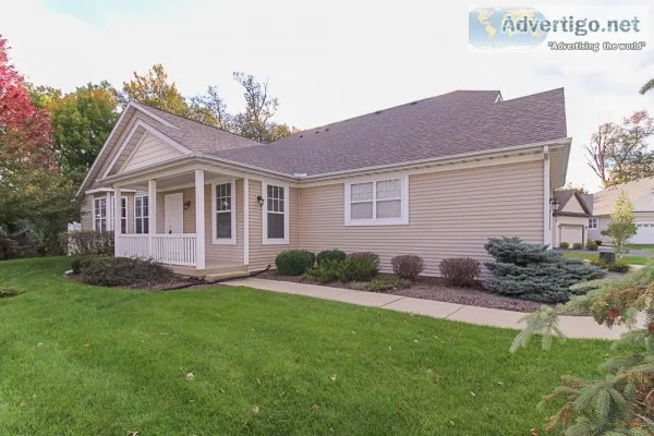 Spacious 2 Bed2 Bath Ranch Condo with 2-car attached Garage