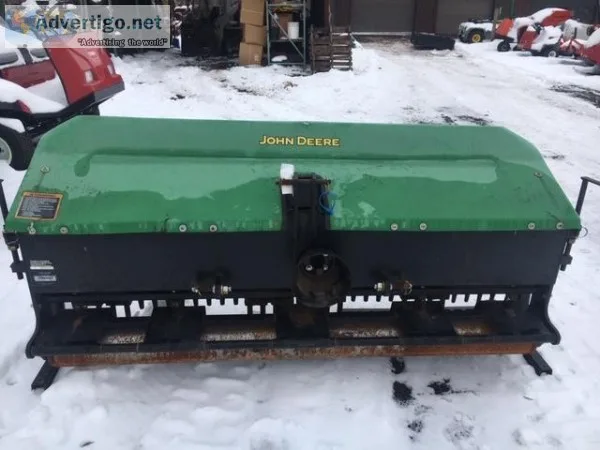 John Deere Aercore 2000 Aerator