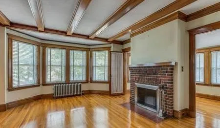 School St Watertown 2.5BED apt for rent