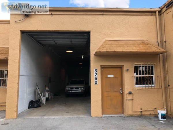 WAREHOUSE A LA RENTA WEST HIALEAH