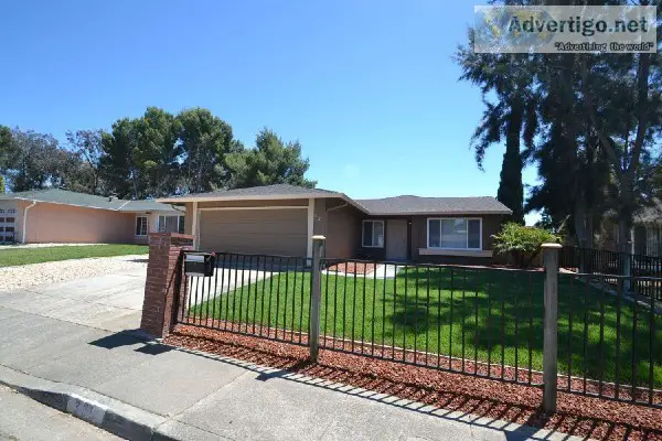 spacious and Beautiful 3 Beds 2 Baths beautiful House in Ca