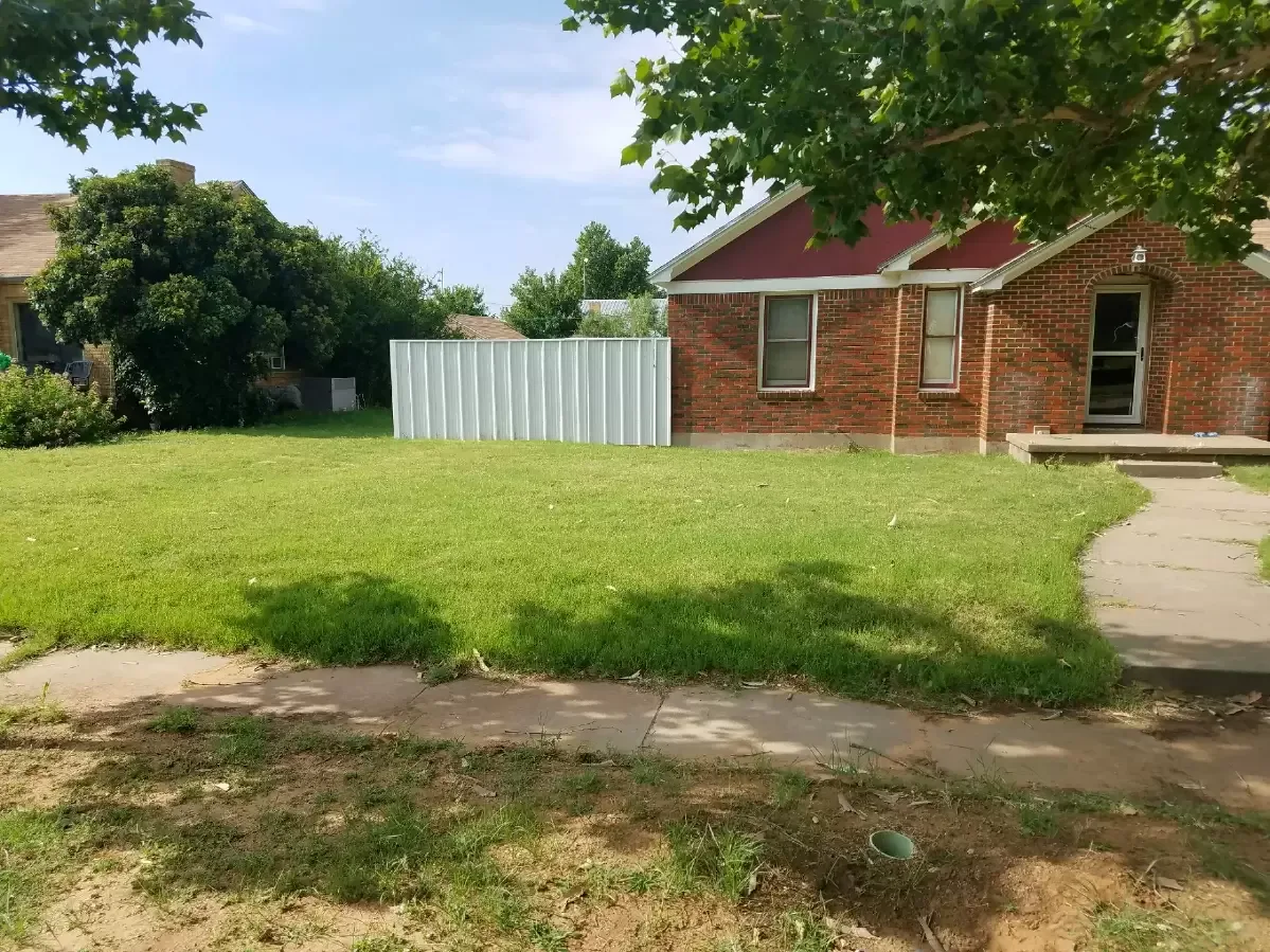 PERFECT APARTMENT FOR SINGLE FAMILY