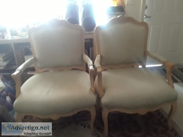 two chairs antiquity