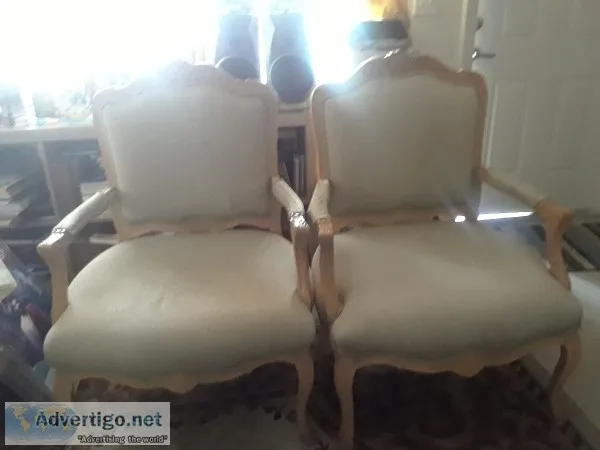 two chairs antiquity