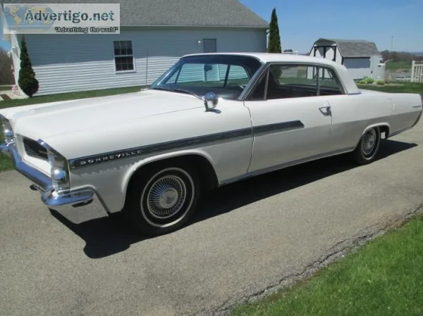 1963 Pontiac Bonneville 2 Door Hardtop
