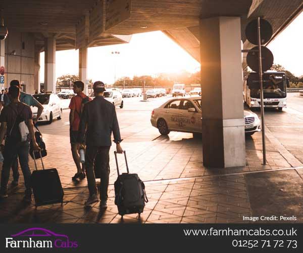 Tips to Avail the Best Taxi Services in Farnham