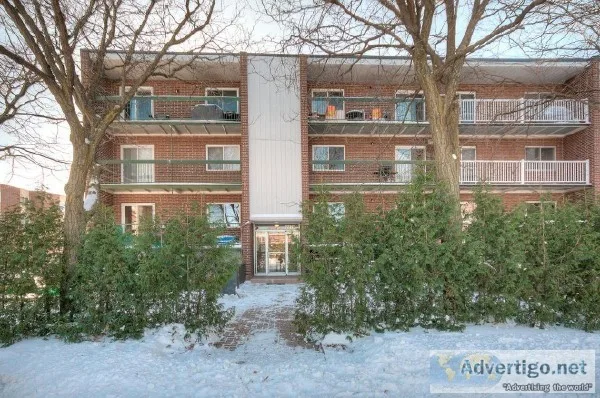 8plex well located and maintained 72K Gross income Old Longueuil
