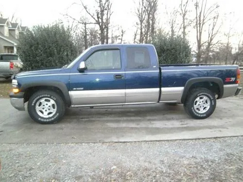 2003 Chevrolet Silverado 1500 Blue Pickup Truck 54000 Miles