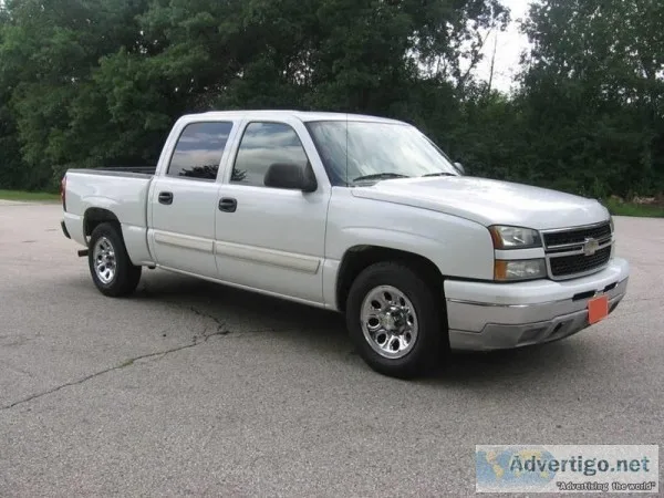 2006 Chevrolet Silverado 1500 White Pickup Truck 60414 Miles
