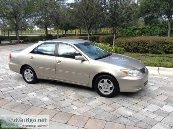 2004 Toyota Camry LE Silver 50035 Miles
