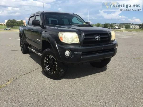 2005 Toyota Tacoma Black Truck Pickup 87000 miles