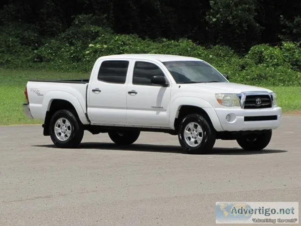 2005 Toyota Tacoma White Pickup Truck 63253 Miles
