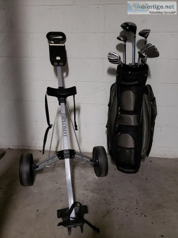 MEN S USED COMPLETE GOLF CLUB SET WITH PULL CART