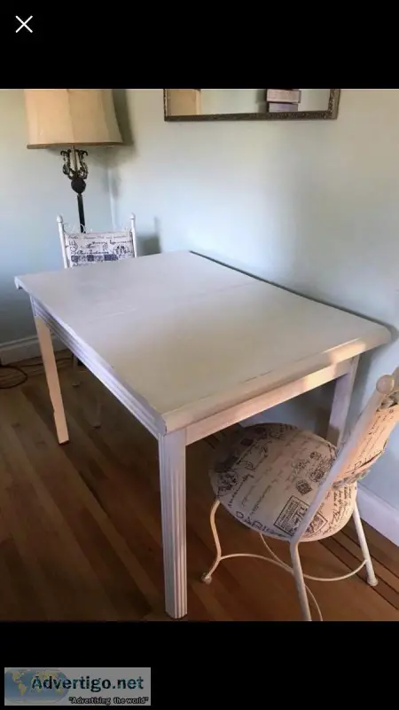 Shabby chic dinning table