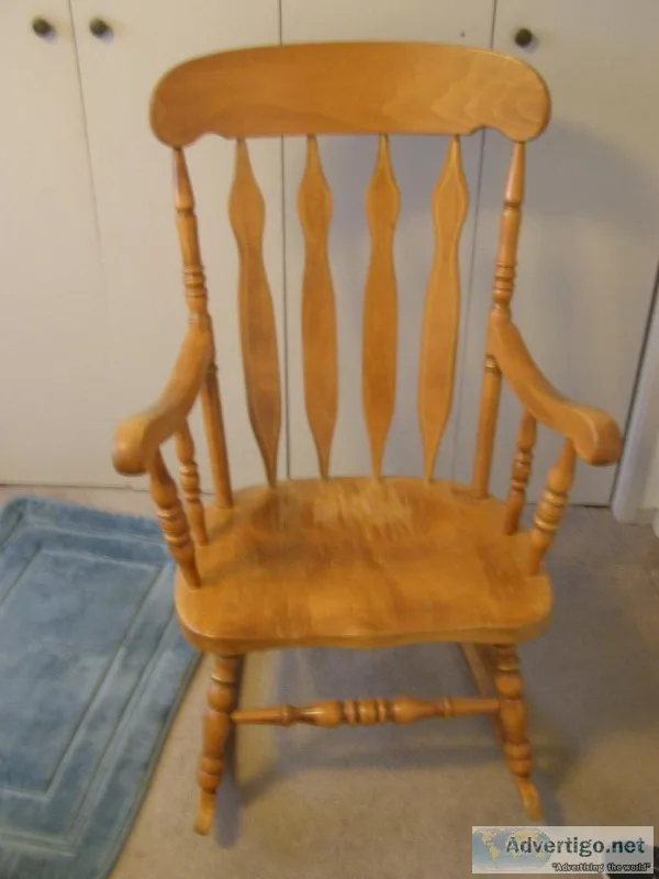 Maple Rocker