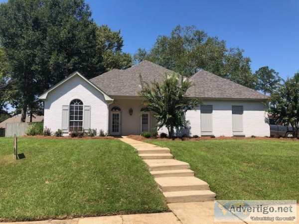 Completely Remodeled 3-BD Brandon Home &ndash Great Golf Course
