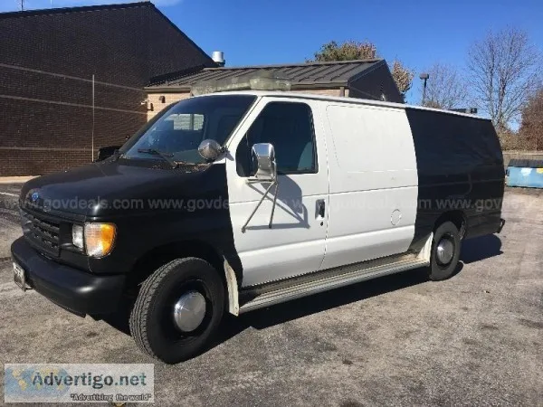 1997 Ford E-250 Super Extended Cargo