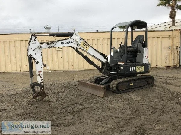 2014 BOBCAT E32 MINI HYDRAULIC EXCAVATOR 17485