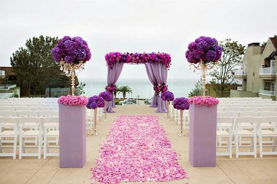 Get your Wedding a Royal look with our Royal Wedding Planner in 