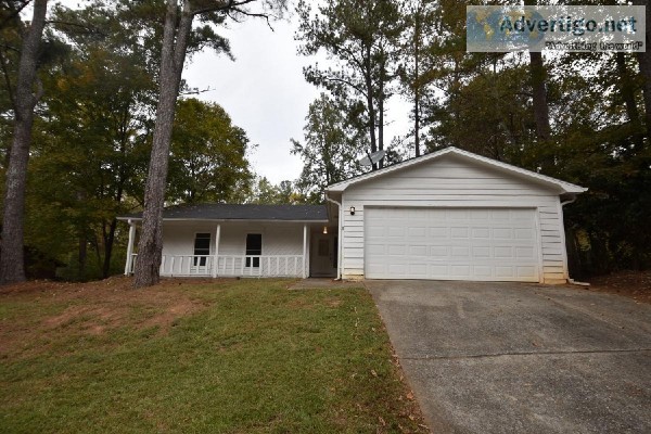 145 Creekmont Ct Roswell GA