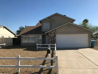 Welcome to 7731 W Wolf St Phoenix AZ 85033
