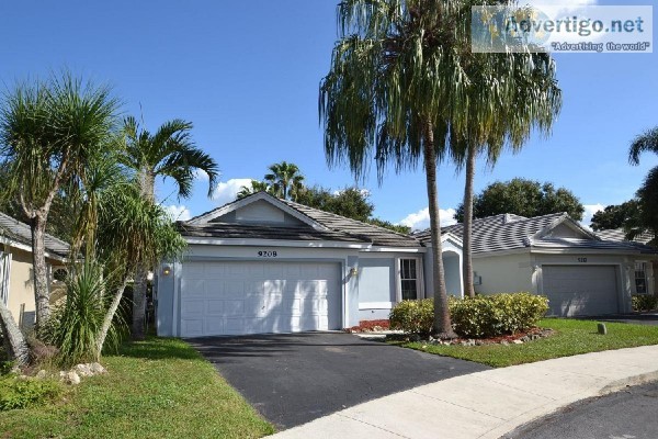 Welcome to 9208 Arborwood Cir Davie FL