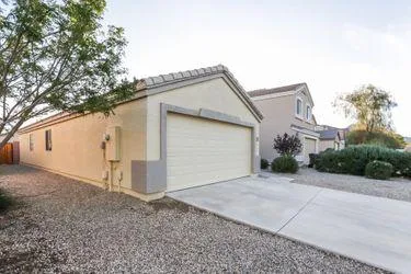Welcome to 3231 W Santa Cruz Ave Queen Creek AZ 85142