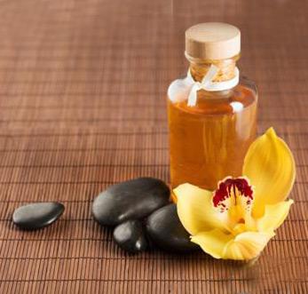 Grab Good Quality Cyclamen Essential Oil Online from Neoessentia