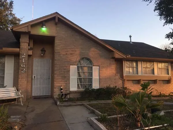  2brSpacious House for REnt
