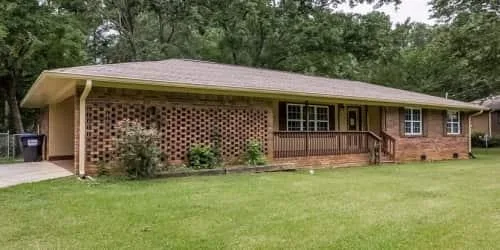 Welcome to 1085 Murray Cir SW Marietta GA