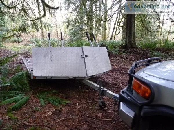 snowmobile trailer 2003