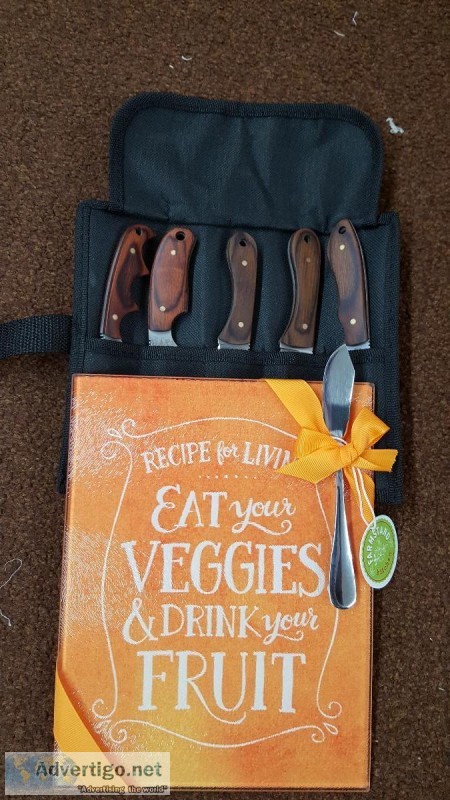 Five-Piece Wooden Knife Set with glass cutting board NEW
