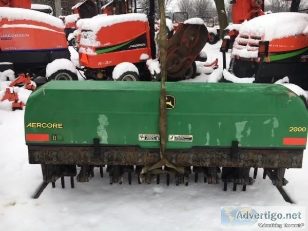 John Deere Aercore 2000 Aerator