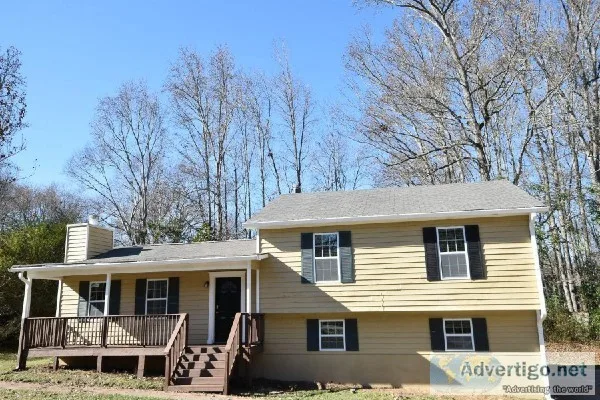 Welcome to 2676 Tucson Way Powder Springs GA 30127