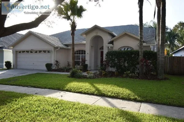 16420 Lake Heather Dr Tampa FL