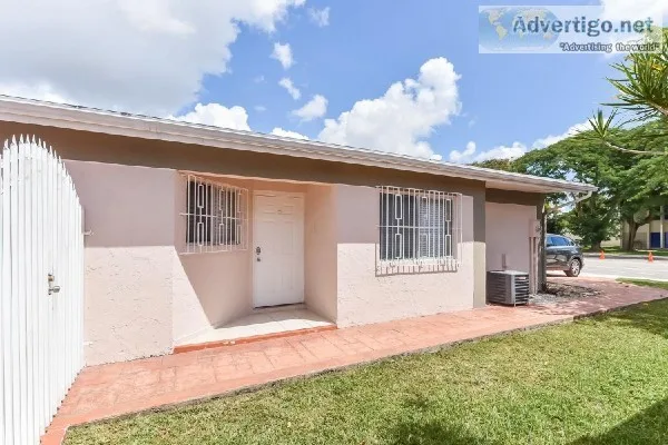 Welcome to 9714 SW 146th Ave Miami FL