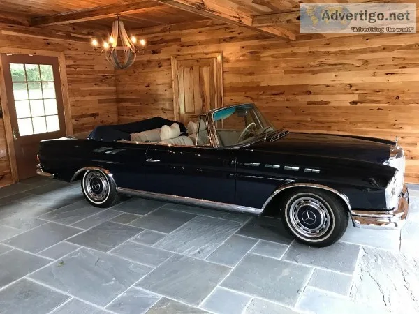 Rustic Hickory Wide Plank Solid Wood Flooring