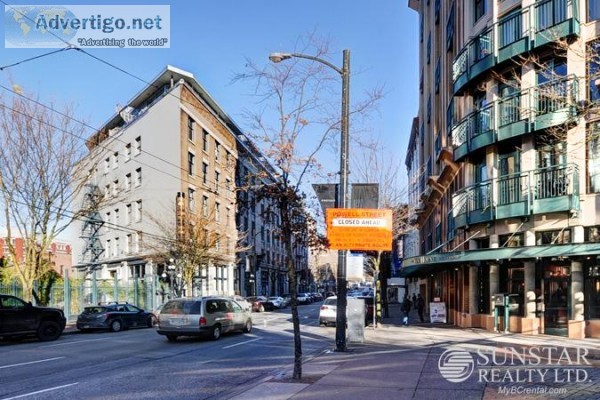 Gastown Heritage Loft w 14  Ceilings and Exposed Beams  Koret Lo