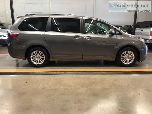 2016 TOYOTA SIENNA - 25k miles - 29400