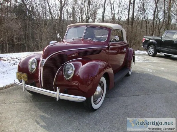 1938 FORD CONVERTIBLE COUPE