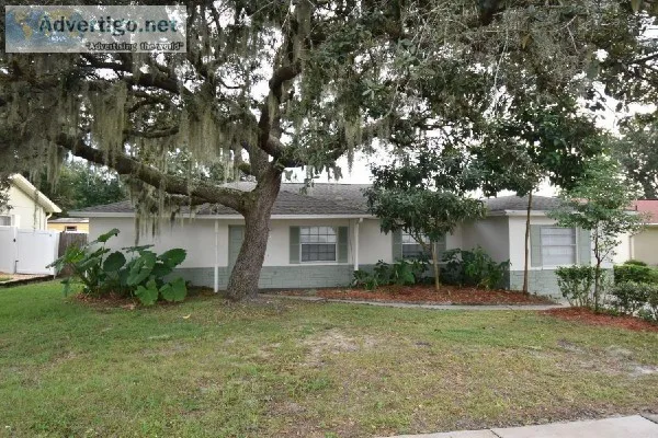 607 Barkfield St Brandon FL