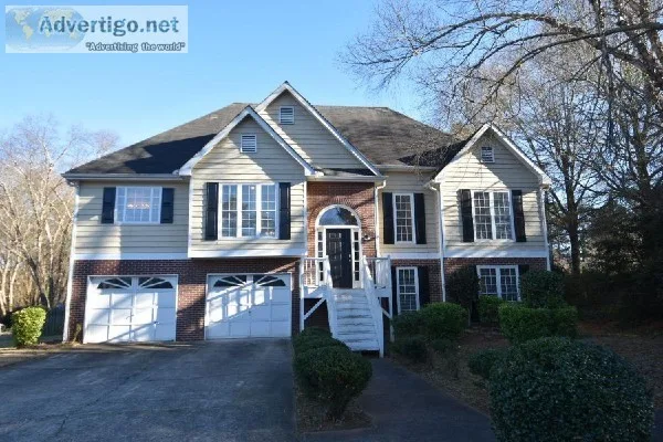 Welcome to 100 Hearthstone Dr Woodstock GA 30189