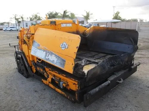2002 LEEBOY L8500T ASPHALT PAVER